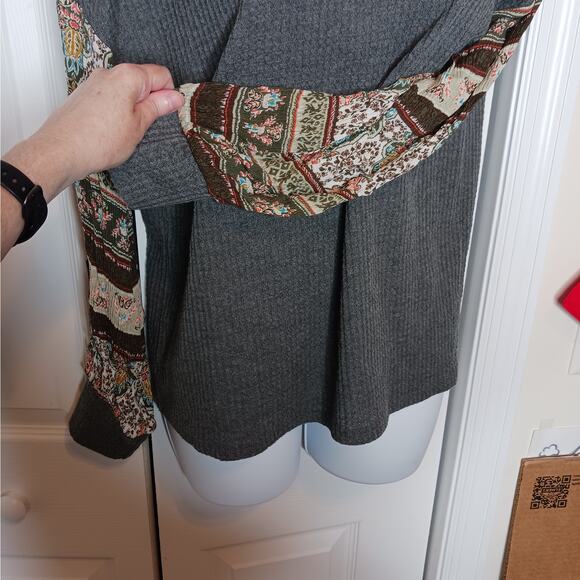 Bibi Waffle Knit Keyhole Neck Boho Top Sz M - Picture 5 of 7